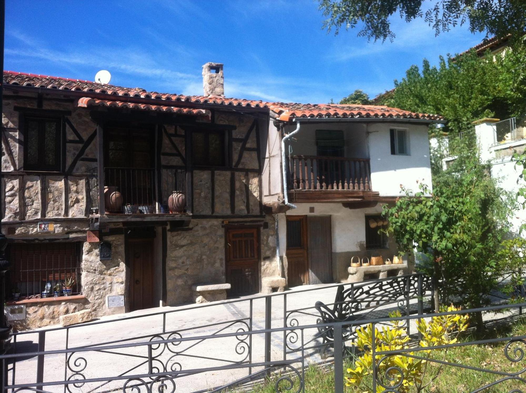 Casa Rural con encanto Los Postigos Banos De Montemayor Exterior foto